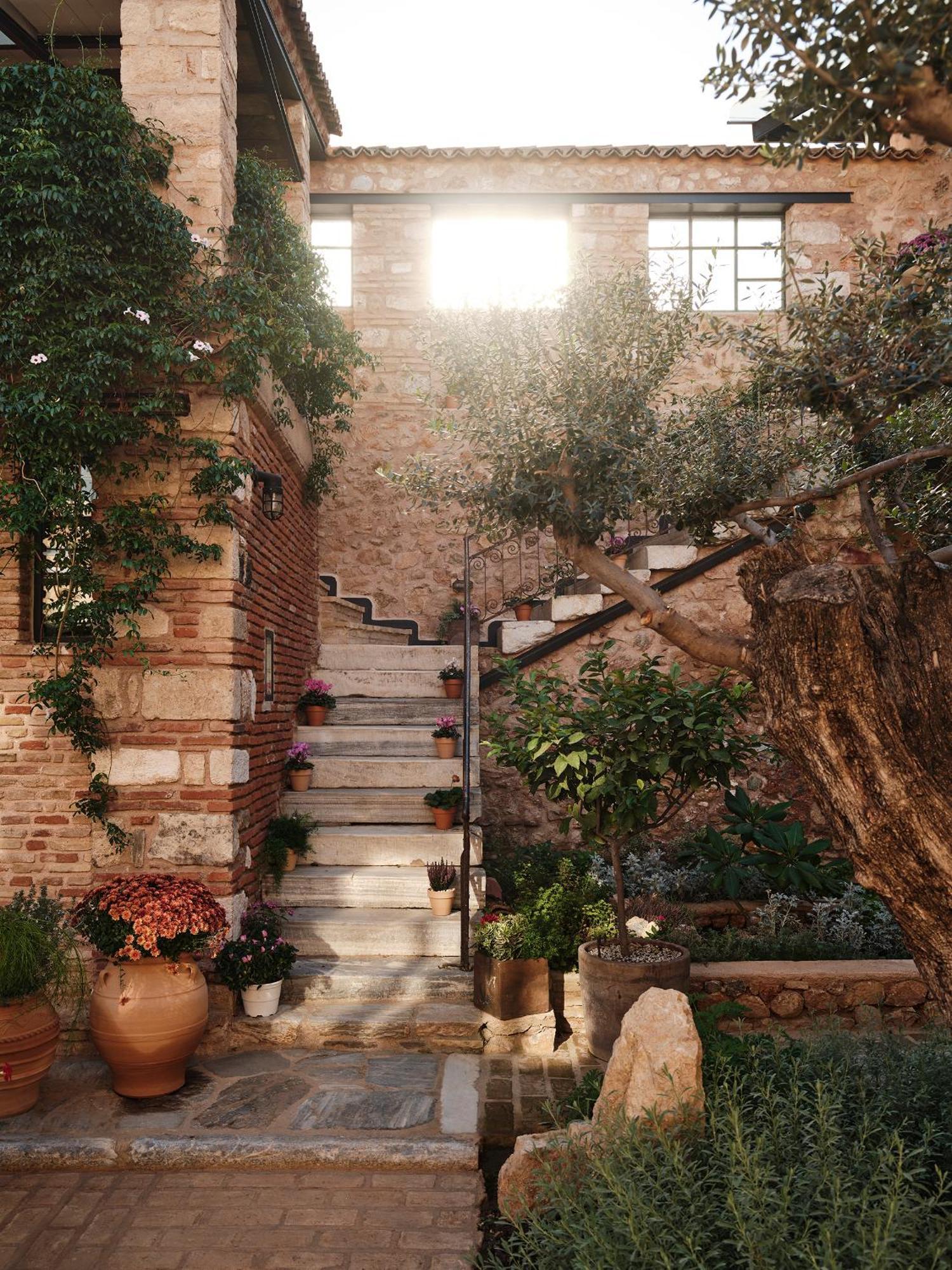Not Hotel